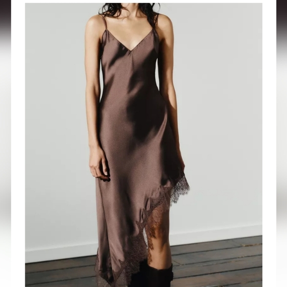 Zara Satin Effect Lace Dress - Picture 3 of 5